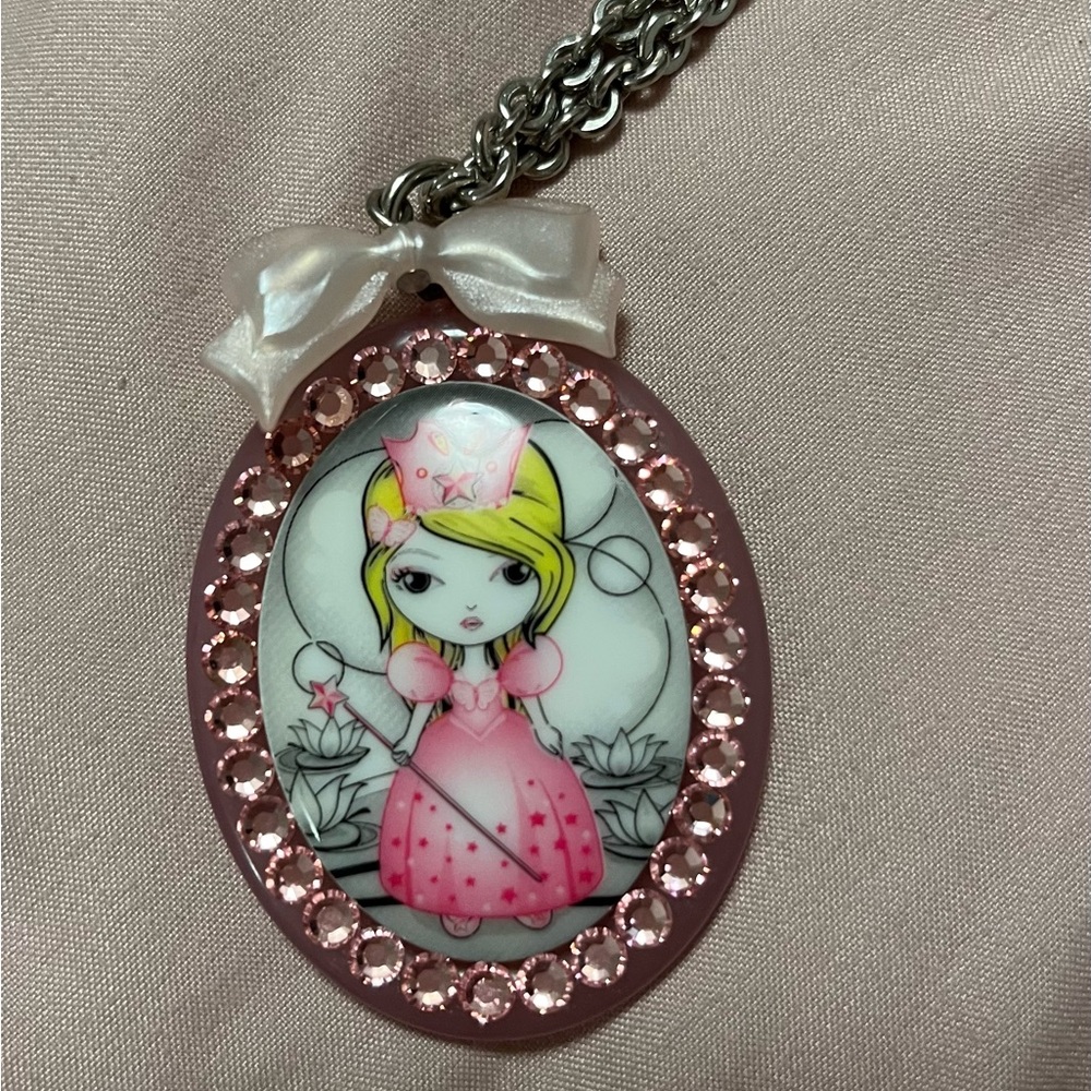 RARE Tarina Tarantino Wicked Glinda necklace